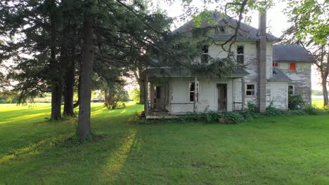 abandoned farmhouse in the countryside