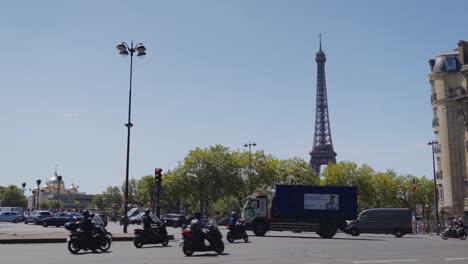 eiffel tower and city traffic in paris