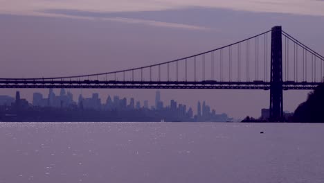 el puente george washington conecta nueva jersey con el estado de nueva york con el horizonte de manhattan 3