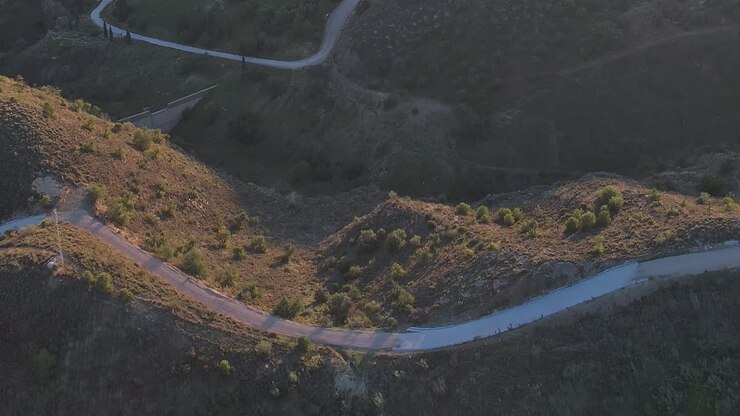 Vista dall'alto del supporto del pilastro autostradale