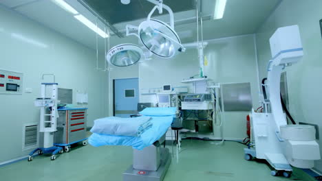 Technologically-Advanced-Operating-Room-with-No-People-High-tech-medical-facility-with-surgeons-performing-a-complex-operation-futuristic-medical-equipment