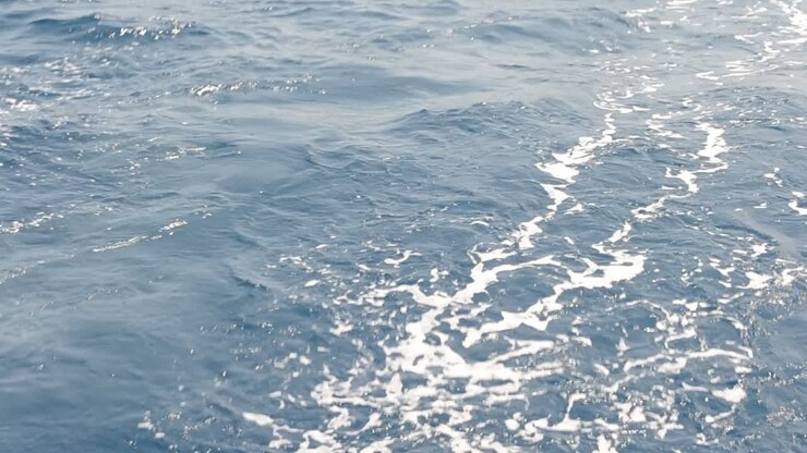 Mare, nave