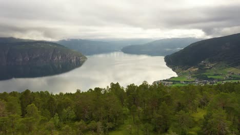 Luftaufnahmen-Schöne-Natur-Norwegen.