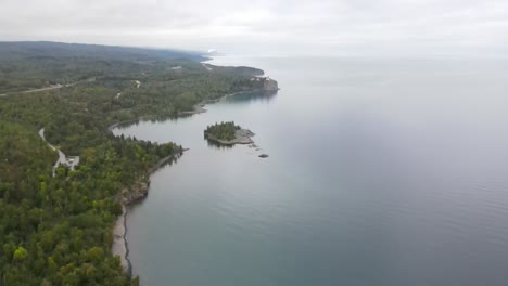 Split-Rock-Light-House-State-Park-Im-Norden-Von-Minnesota-Von-Lake-Superior-Küstenlinie-Luftbild