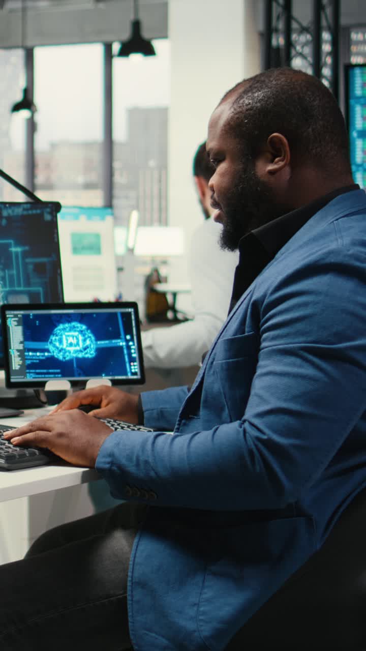 Vertical Video Business specialist engages with AI big data and predictive analytics