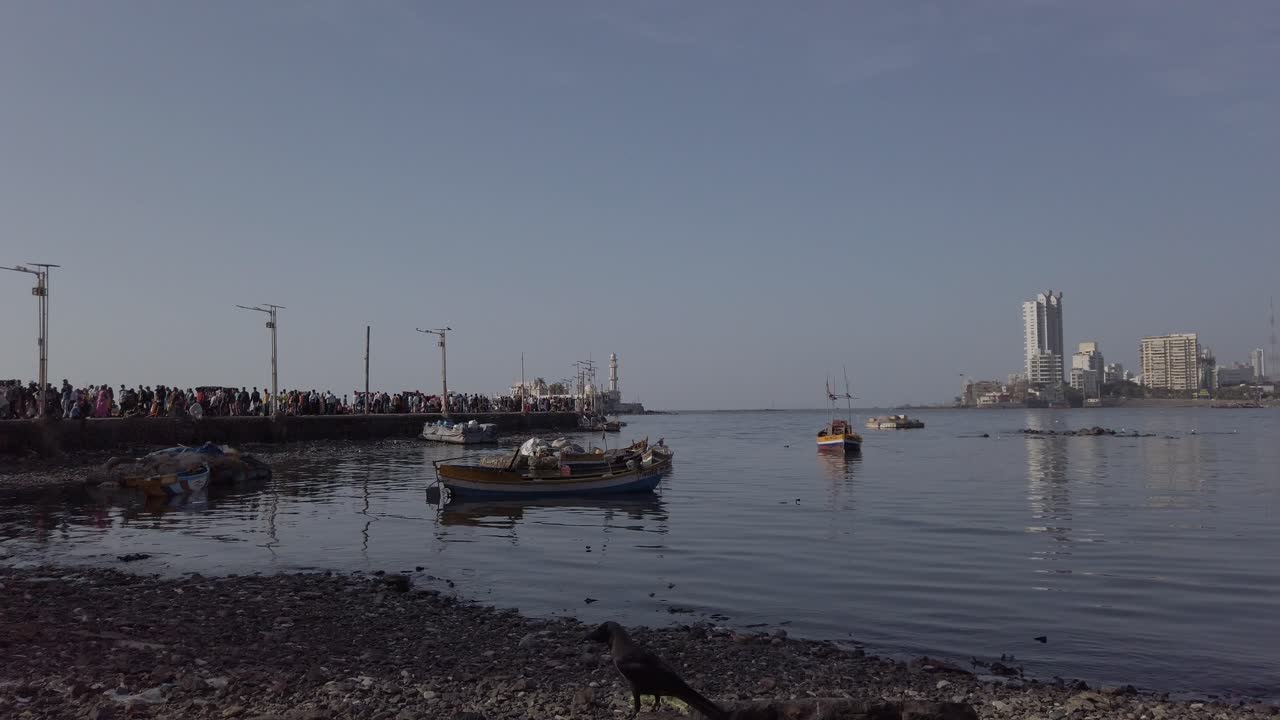 mezquita haji ali desde la costa de mumbai