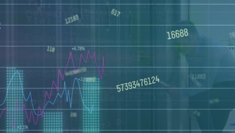 Animation-Von-Diagrammen,-Sich-ändernde-Zahlen,-Kaukasischer-Männlicher-Techniker,-Der-Den-Server-Mit-Einem-Digitalen-Tablet-überprüft