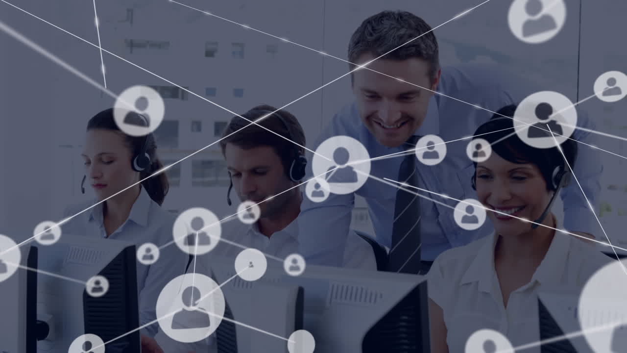 animación de la red de conexiones a través de personas de negocios que usan auriculares telefónicos