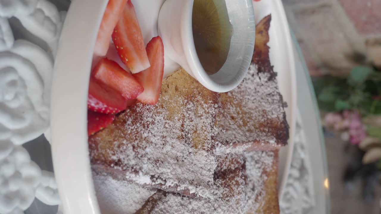 Delicious French Toast with Strawberries and Honey