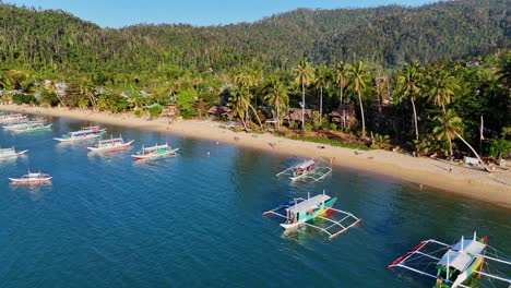 Imágenes-De-Drones-Siguiendo-La-Playa-De-Port-Barton-En-La-Isla-De-Palwan-En-Filipinas