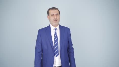 un hombre de negocios cansado.
