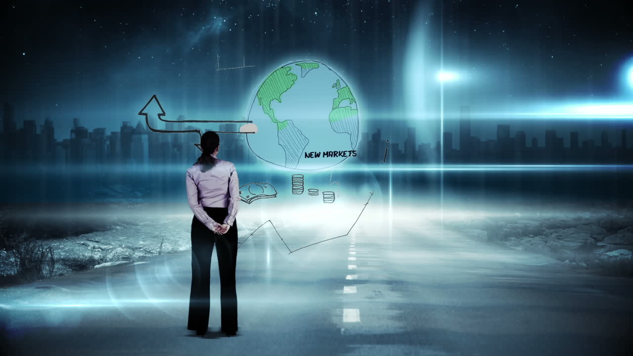 mujer de negocios mirando una tormenta de ideas digitales