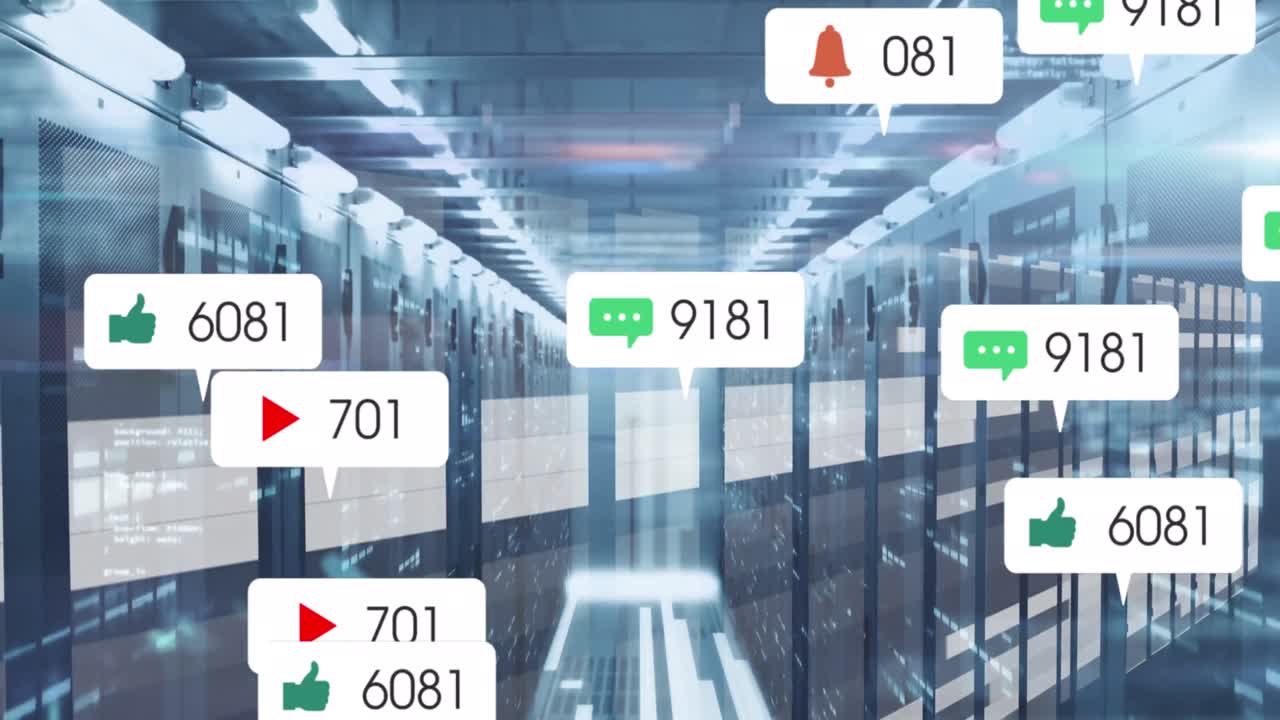 소셜 미디어 아이콘과 숫자의 애니메이션 및 컴퓨터 서버를 통해 데이터 처리가