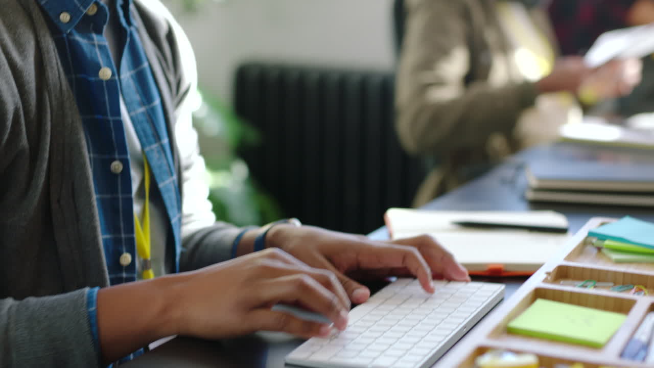 hombre de negocios, marketing digital