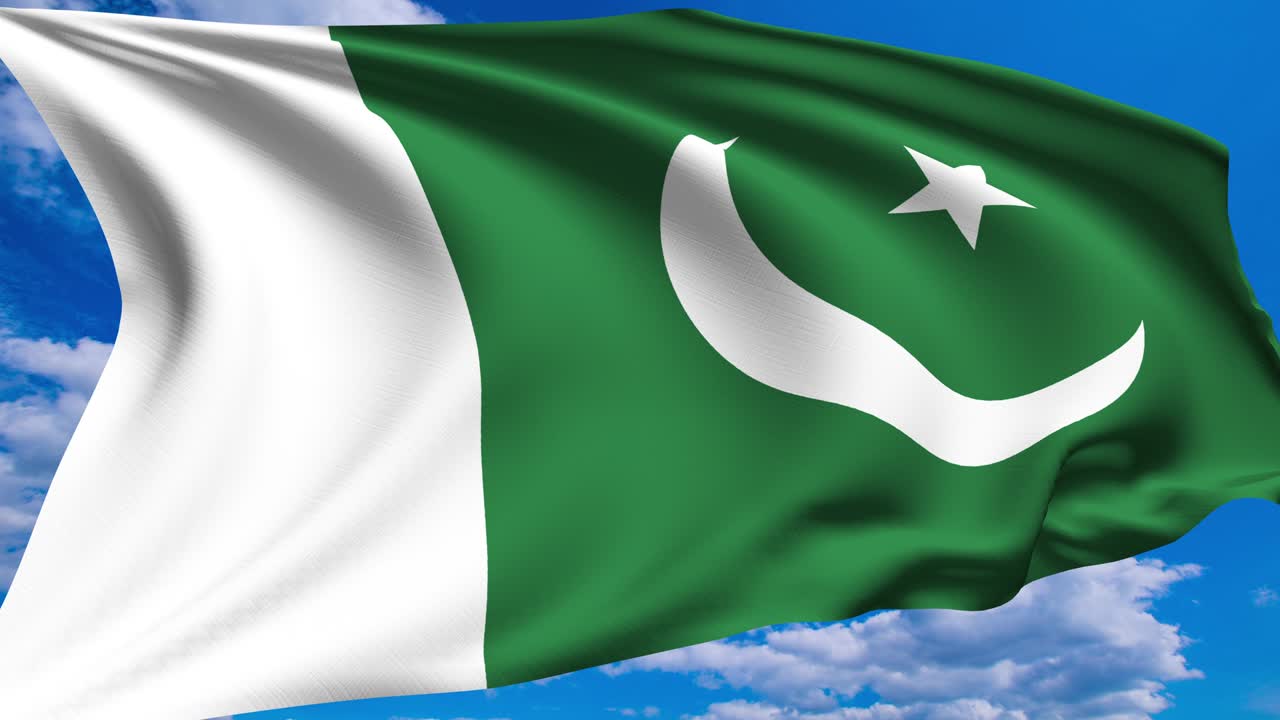 bandera de pakistán contra un cielo nublado (canal alfa, en bucle)