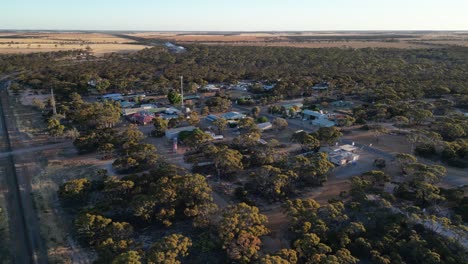 Drone-View-of-Australian-Mining-Town,-Salmon-Gums,-Iron-Ore-Mining