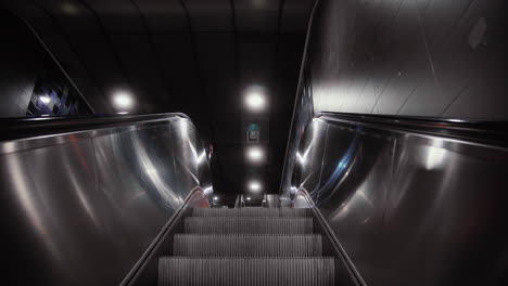 Escalator-In-Train-Station.-Dark-Metallic.-Hamburg,-Landungsbrücken