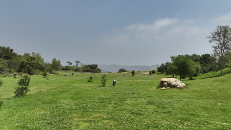 Elysian-Park-in-los-Angeles,-drone-flight-mid-day