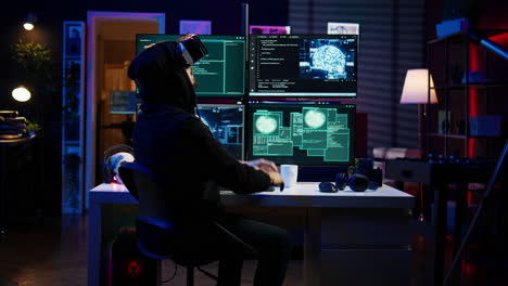 Hacker-Que-Utiliza-Cascos-De-Realidad-Virtual-Para-Codificar-Malware