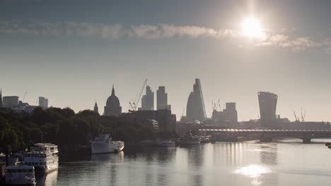 Gherkin-Morning-4K-05