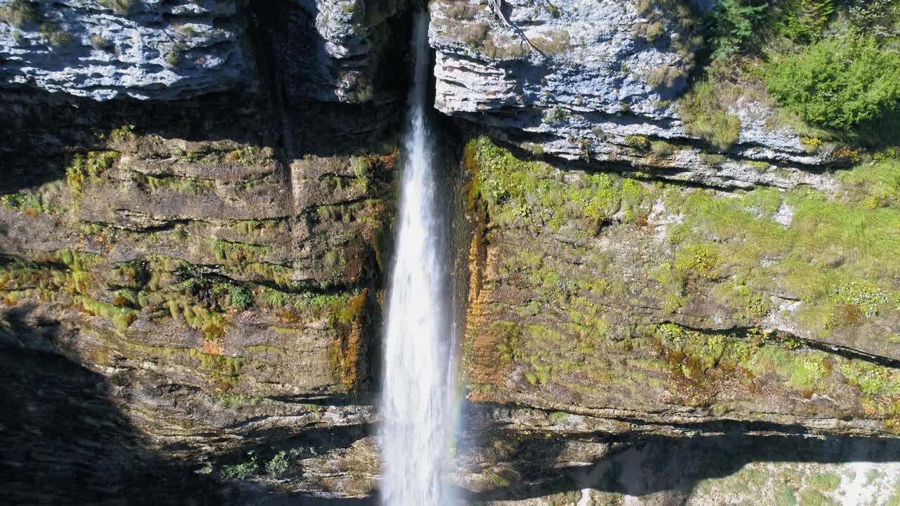 impresionantes cascadas pericnik más altas flujo eslovenia