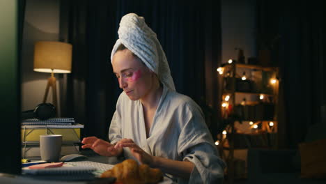 Pleased-businesswoman-working-enjoying-at-home-closeup.-Woman-dancing-rejoicing