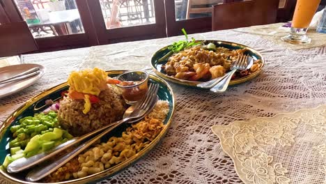 thai fried rice and pad thai