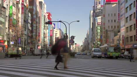 Slow-Shutter-of-People-Crossing-the-Road