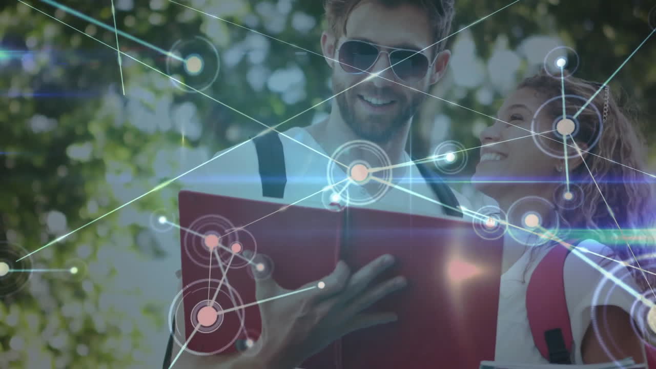 conexiones de red y animación de puntos de datos sobre personas que leen al aire libre
