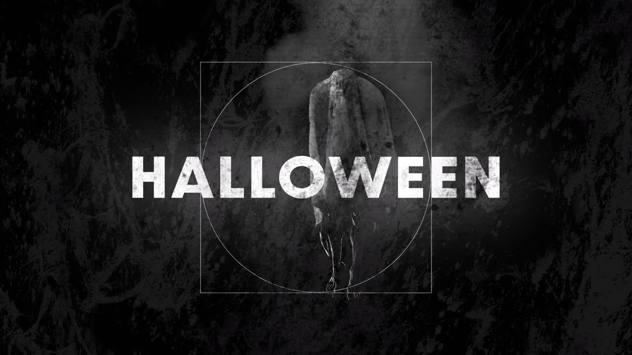 animación del texto de halloween sobre el fantasma en fondo negro