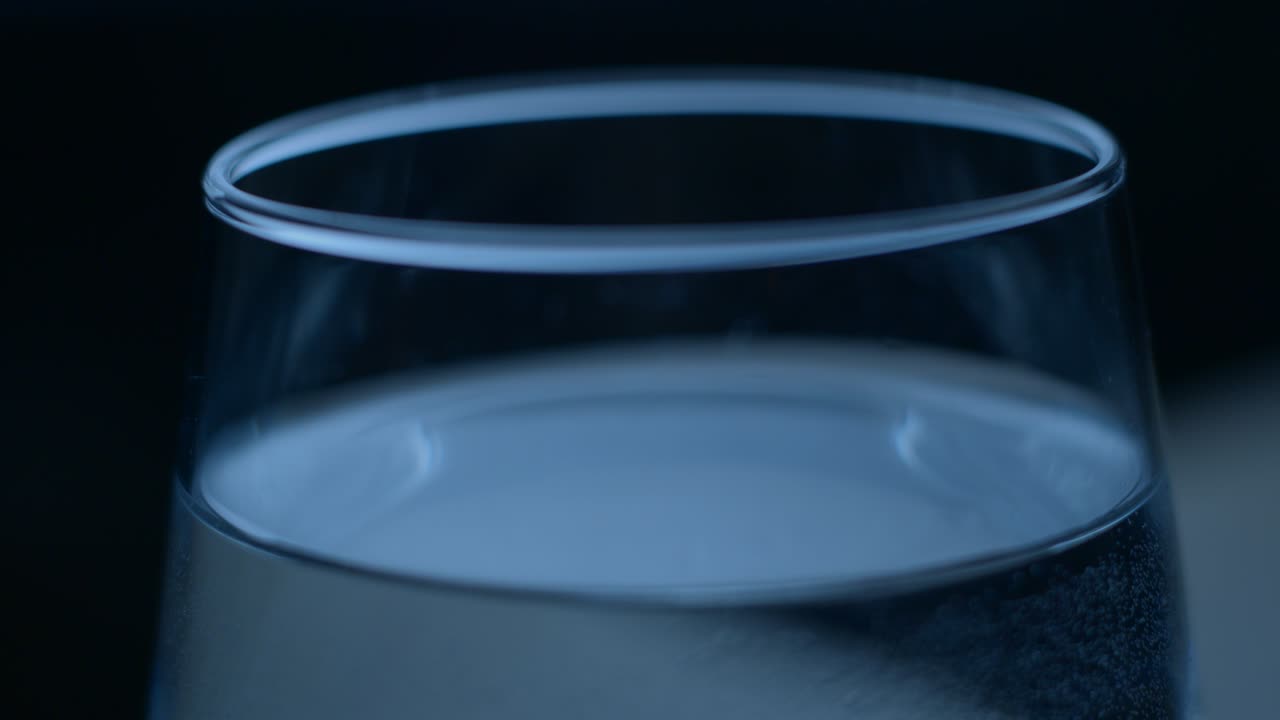 유리 물 지진 느린 동영상