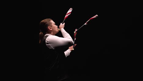 juggling performance