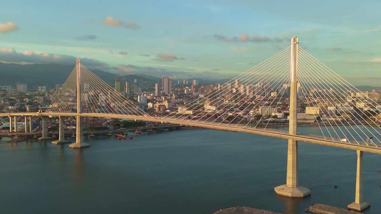 세부 코르도바 링크 고속도로, 넓은 파닝 오후 후 공중 촬영