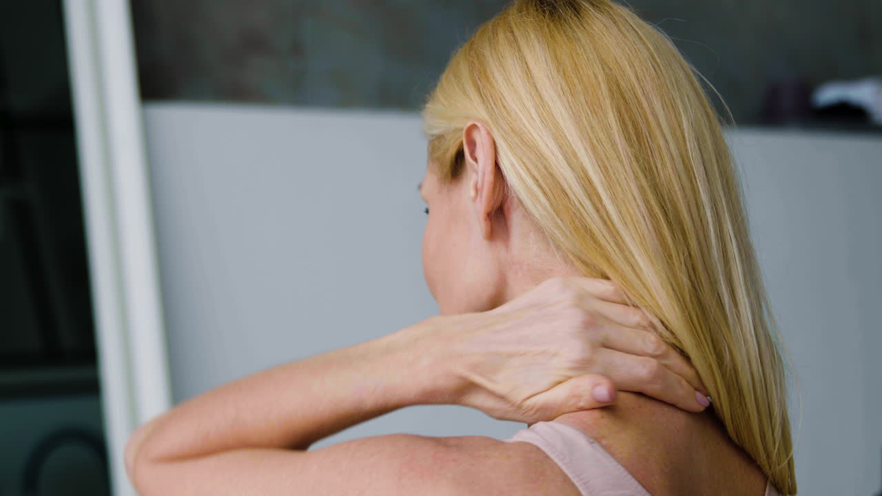 자기 돌보기 일정을 하는 여자