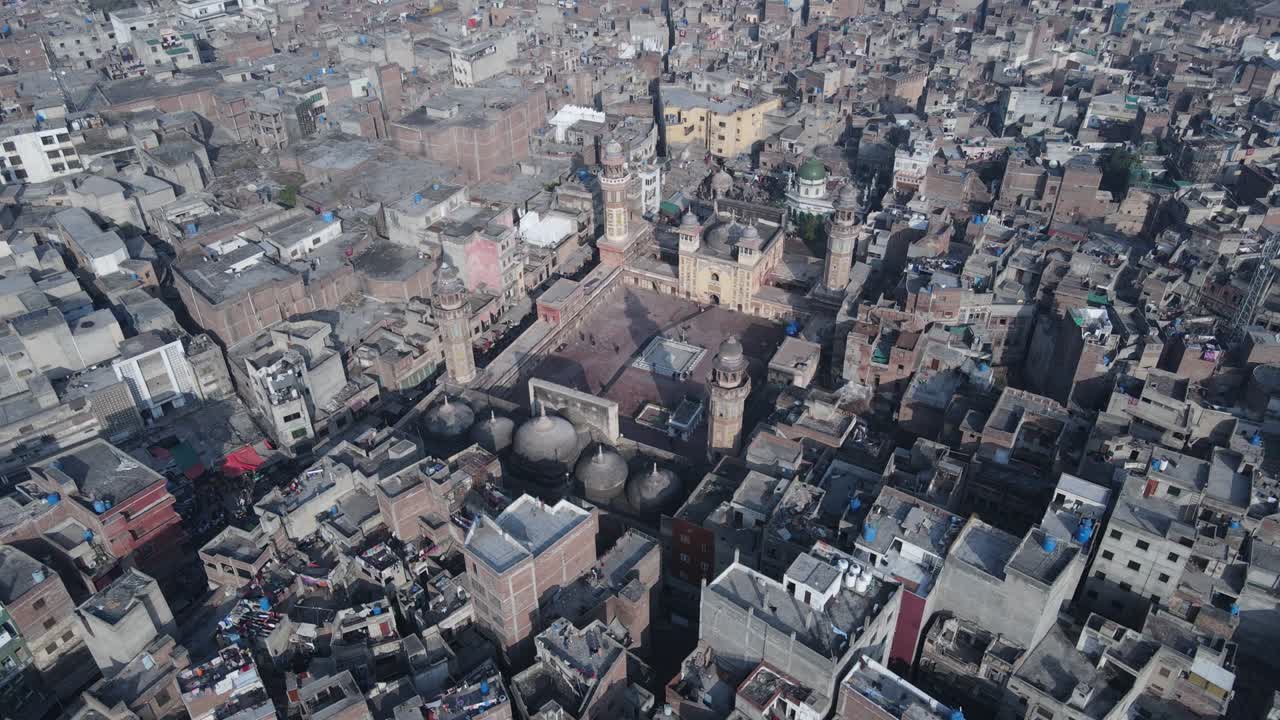 Vista aerea della Moschea Wazir Khan