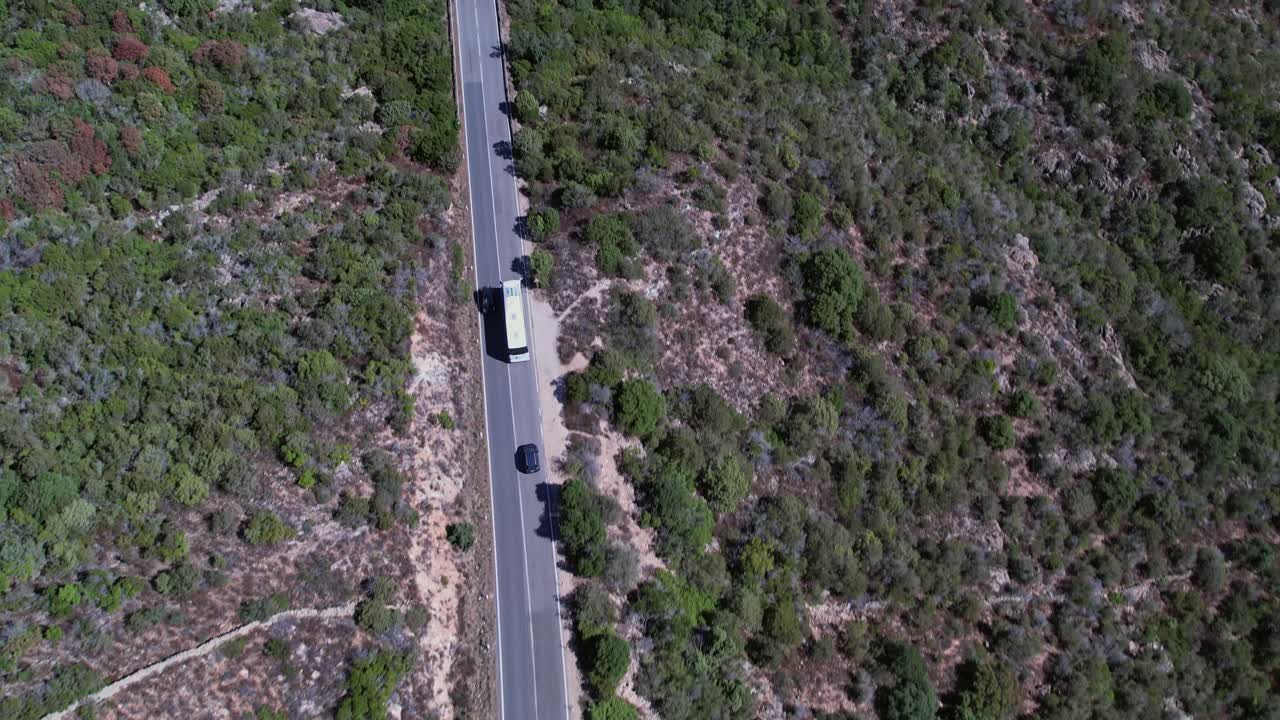 사르데냐 해안 시골 관광 드론 비행