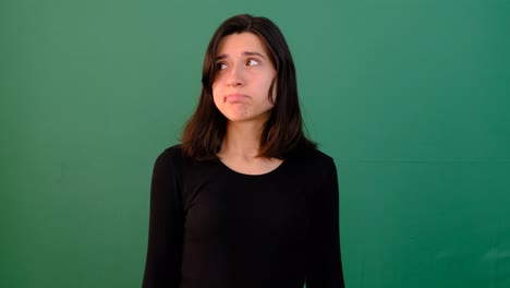mujer cara infeliz