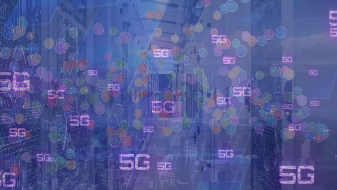 빈 컴퓨터 서버 방에 대항하여 다중 5g 텍스트와 디지털 아이콘 네트워크