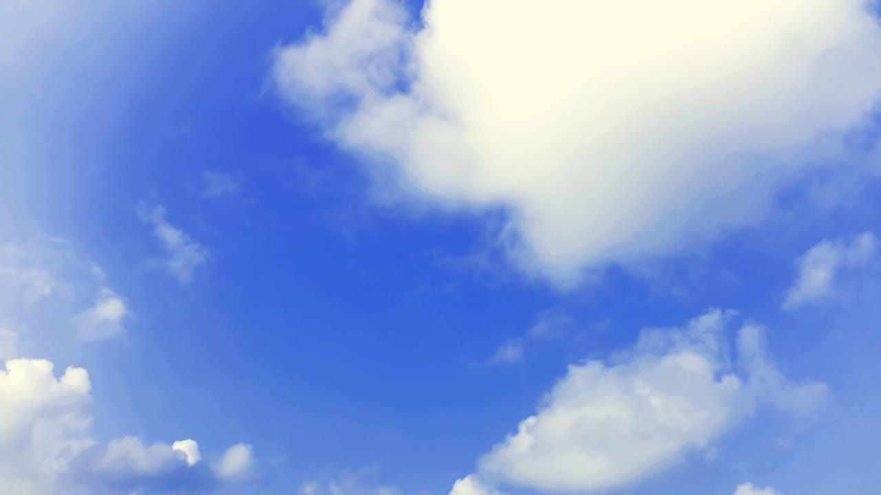 Nuvole nel cielo. Time lapse