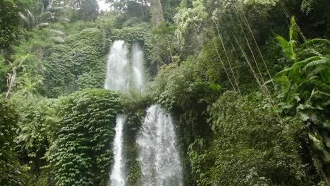 Reveal-shot-of-a-Segmented-Tiered-Waterfall