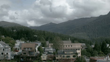 Un-Lapso-De-Tiempo-De-Una-Ciudad-Portuaria-De-Alaska