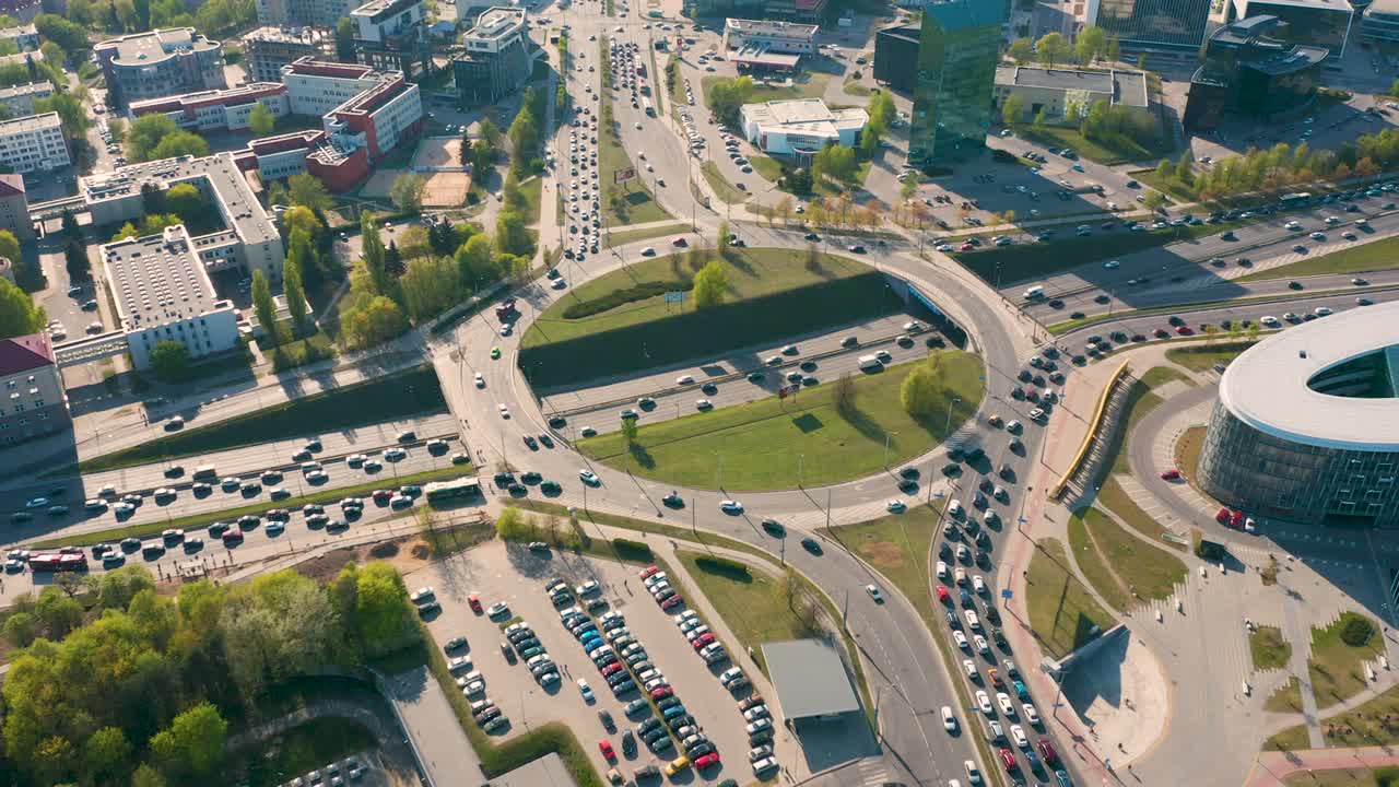 버스 교차로 에 있는 교통 의 공중 사진