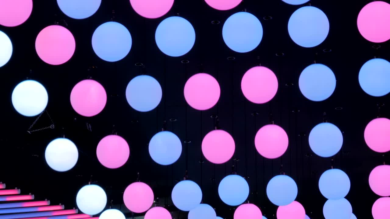 Ceiling moving led balls