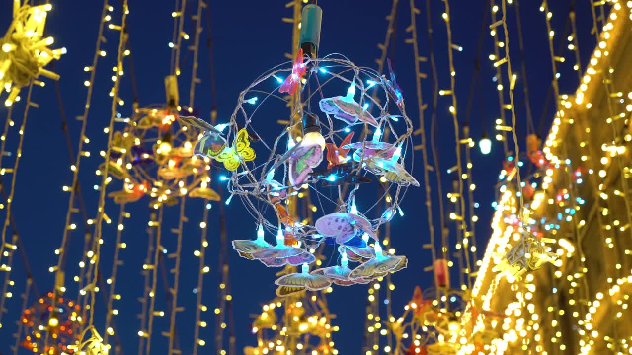 니콜스카야 거리, 모스크바, 러시아, 조명 거리의 장식 요소