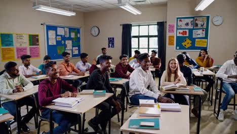 estudiantes en un aula