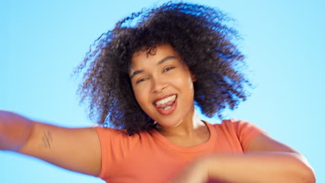 black woman is dancing, freedom