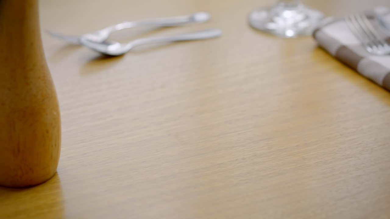 샐러드를 곁들인 마늘 새우, 지중해식