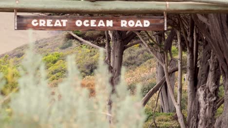 wooden sign at great ocean road entrance