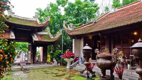 serene temple courtyard with lush greenery