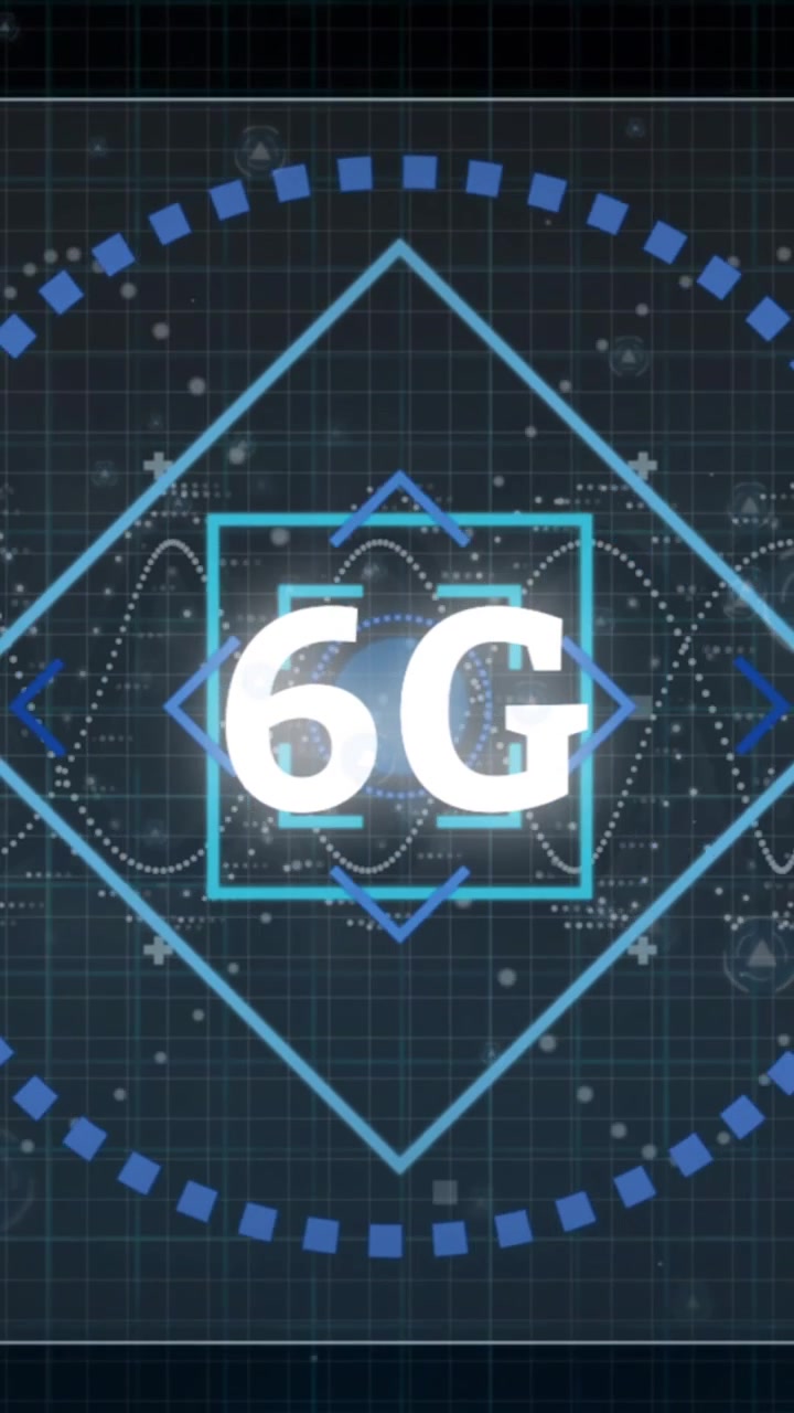 Animazione di elaborazione dati digitali su testo 6G e scheda madre di computer